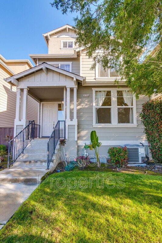 Building Photo - 5132 North First Street