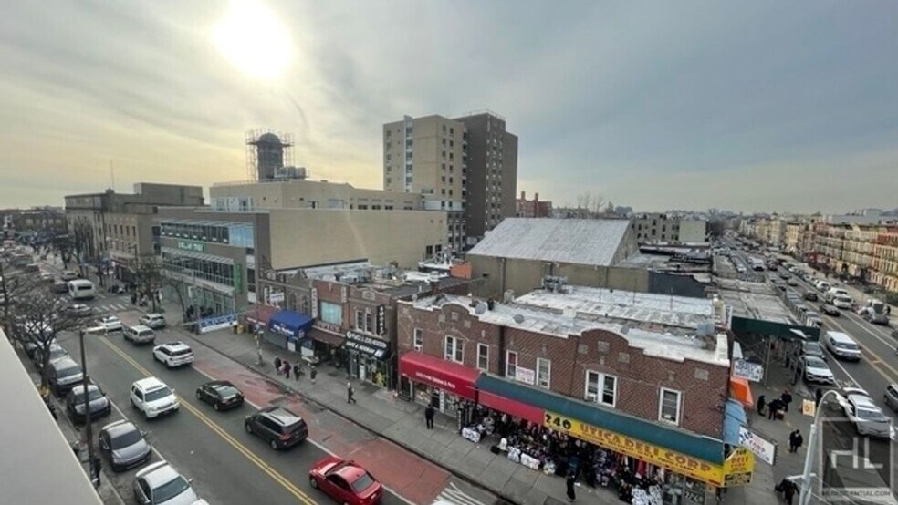Building Photo - BRAND NEW CONSTRUCTED  MODERN  1 BEDROOM w...