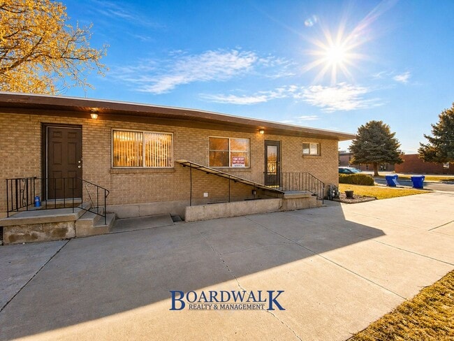 Building Photo - 325 Baird Cir
