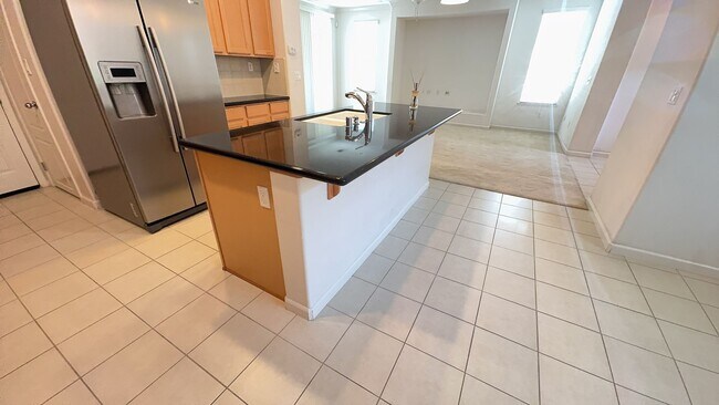 Building Photo - 5998 Camden Cir