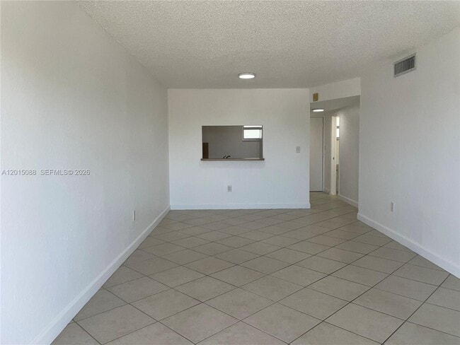 Building Photo - 10300 Coral Wy