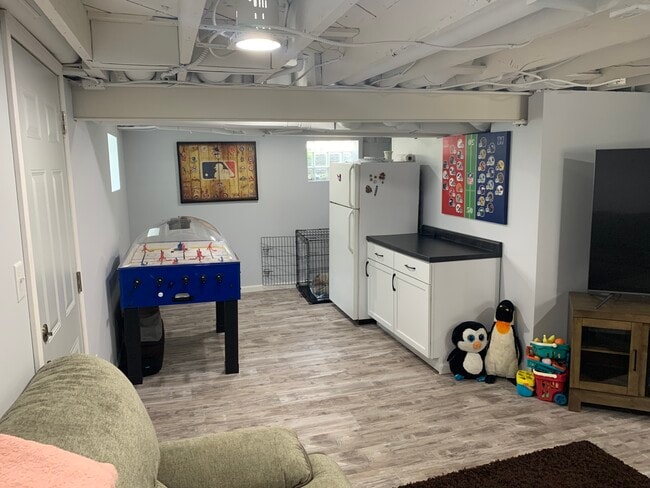 Building Photo - 3269 S 95th St