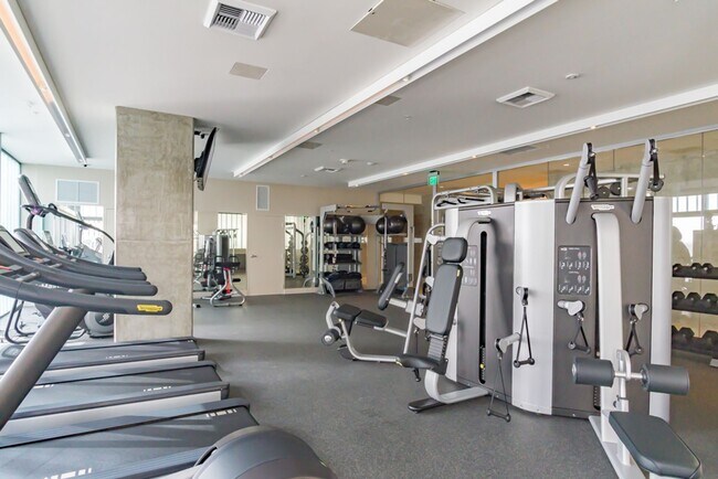 Building Photo - 2bd/1ba Seattle Condo