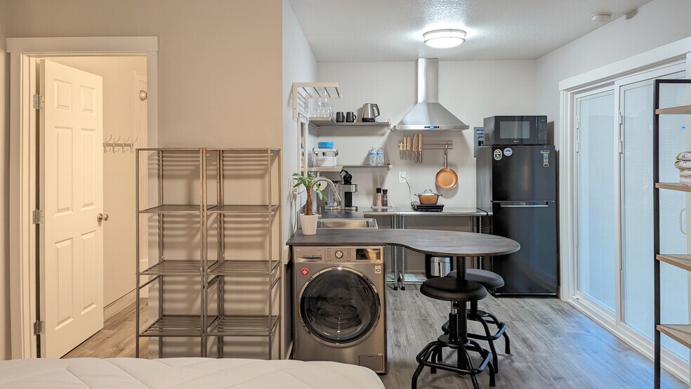 Building Photo - 163 Bilmarsan Dr