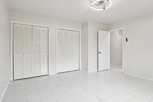 Building Photo - 14067 Towneway Dr