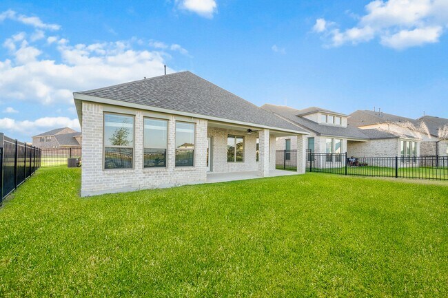 Building Photo - 804 Sarasota Shore Dr