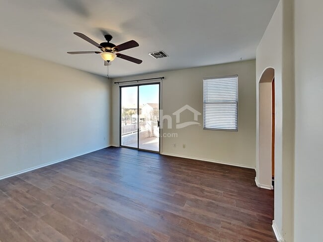 Building Photo - 1720 S Valle Verde