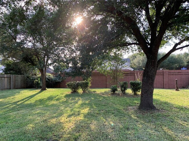 Building Photo - 3234 Brook Arbor Ln