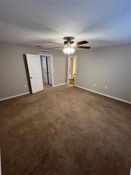 Building Photo - 852 Grandin St