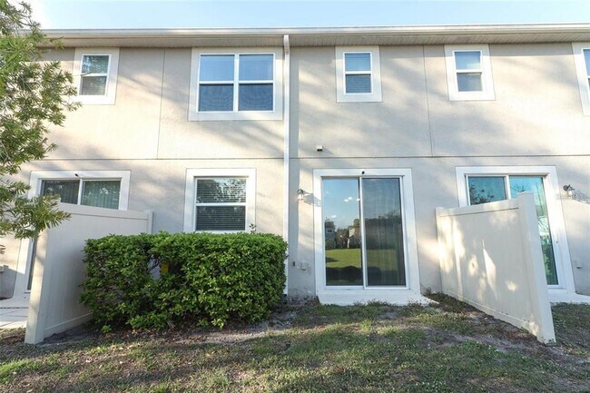 Building Photo - 3557 Brighton Park Cir