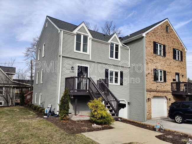 Building Photo - 4946 Florence Ave