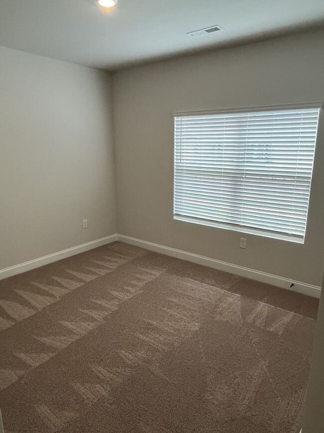 Building Photo - Brand New 3 Bedroom Ranch in East Charlotte