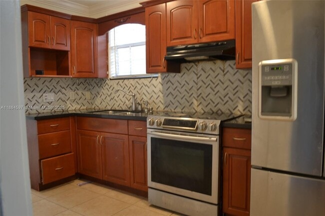 Building Photo - 3501 NW 14th Terrace