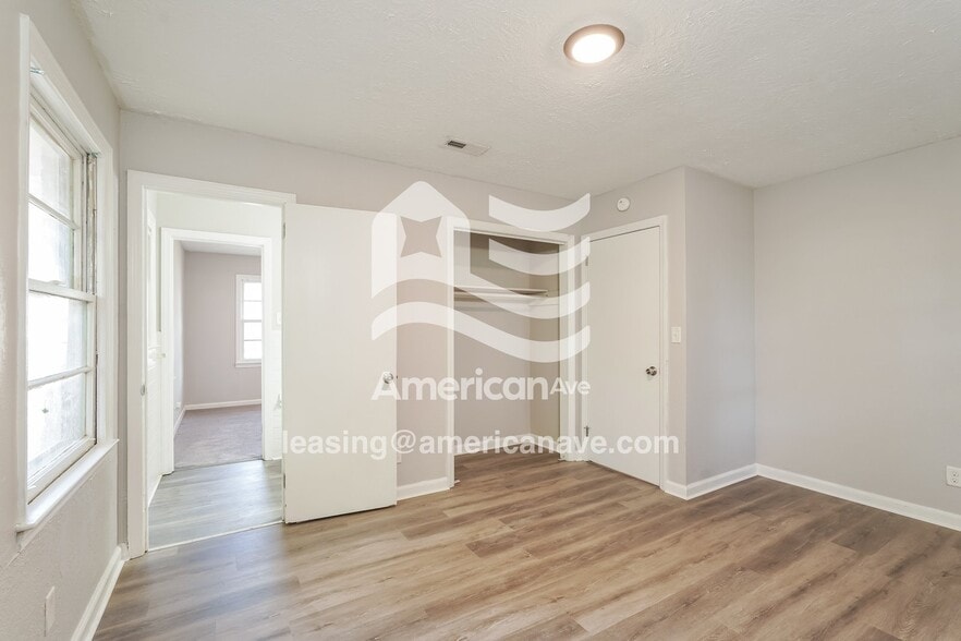 Building Photo - 2620 Providence Ct