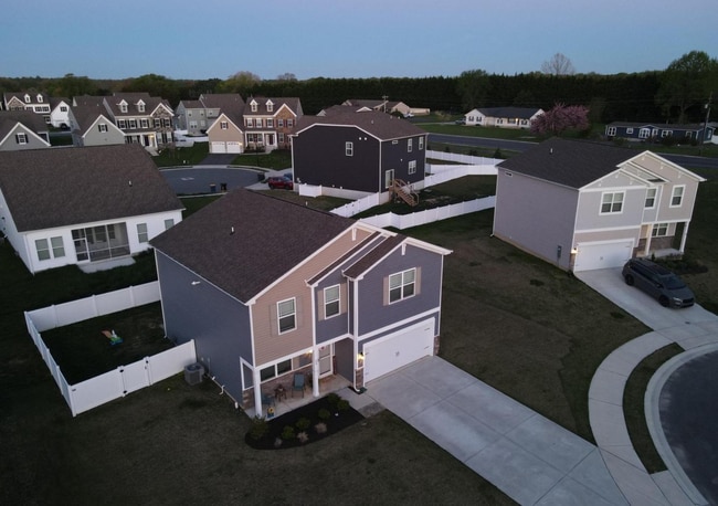 Building Photo - 55 Pinyon Ct