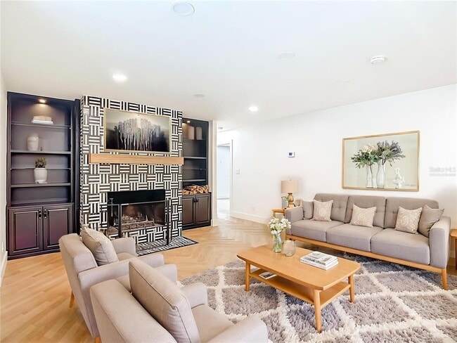 Building Photo - 13211 Pleasant Hill Farm Rd