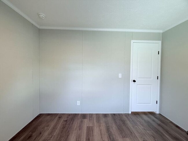 Building Photo - 52871 N Zacharias Ct