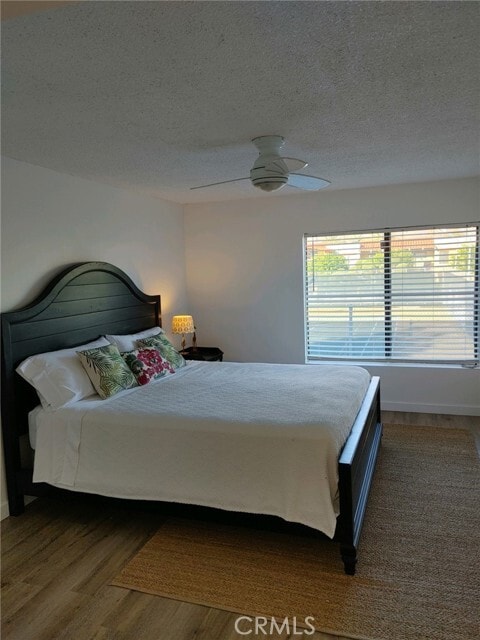 Building Photo - 1421 N Sunrise Way