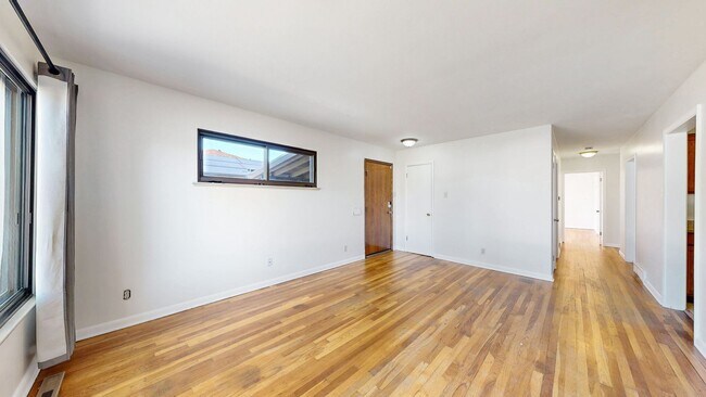 Building Photo - 2220 Ironton St