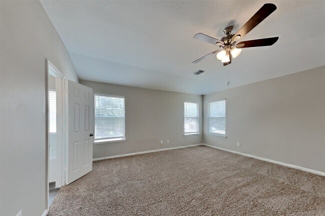 Building Photo - 20203 Stonegrove Ct