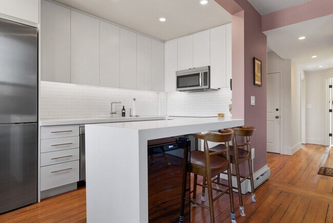 Building Photo - 312 Shawmut Ave