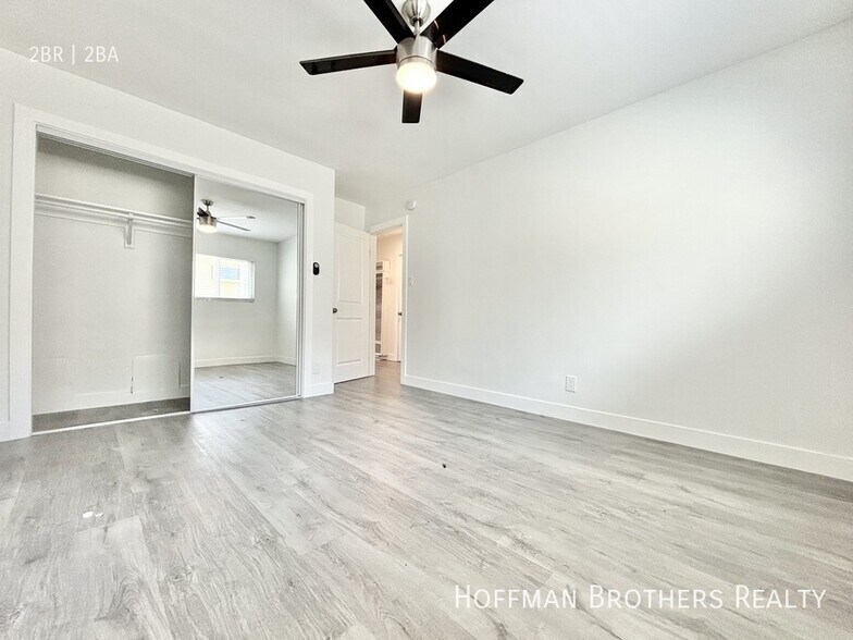 Building Photo - 5311 Hermitage Ave