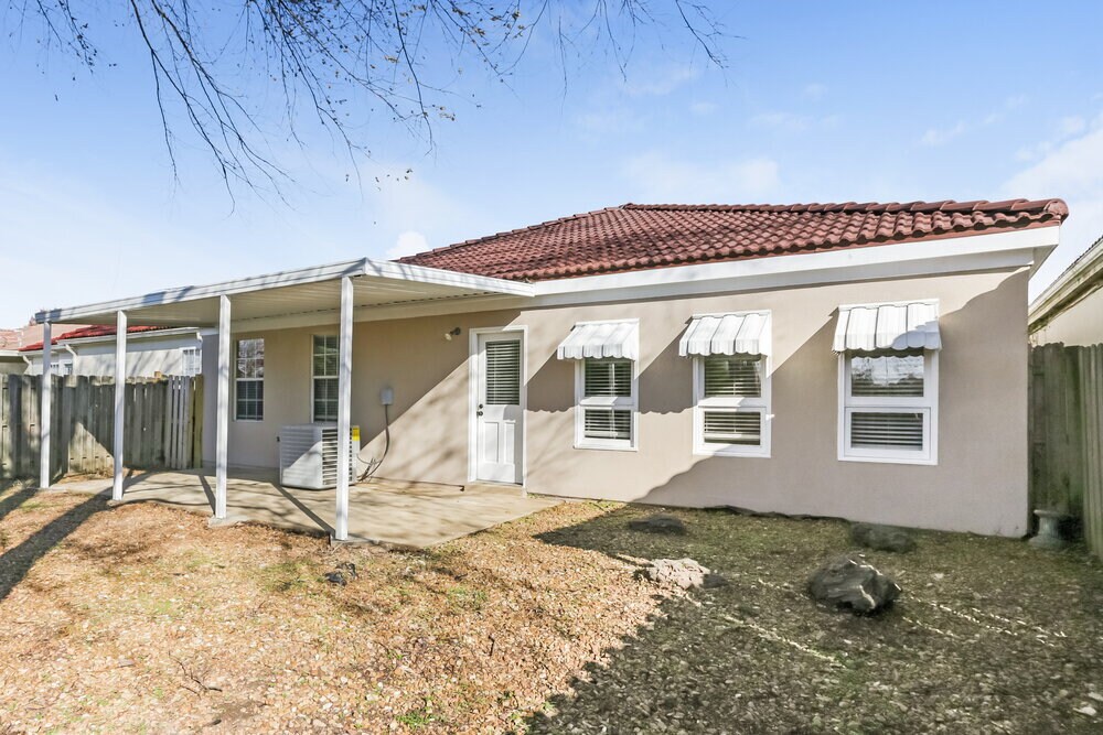 Building Photo - 7189 Atterbury Cir W