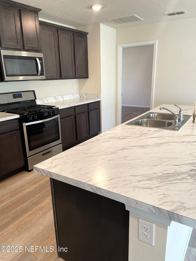 Building Photo - 272 Jarama Cir
