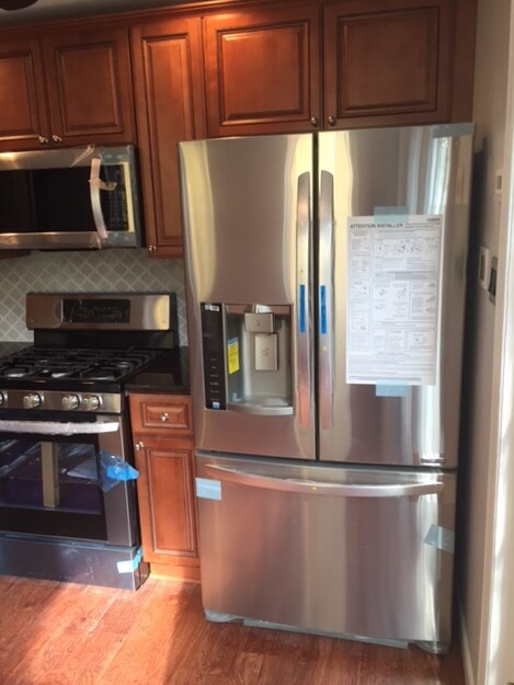 Building Photo - 937 N 4th St