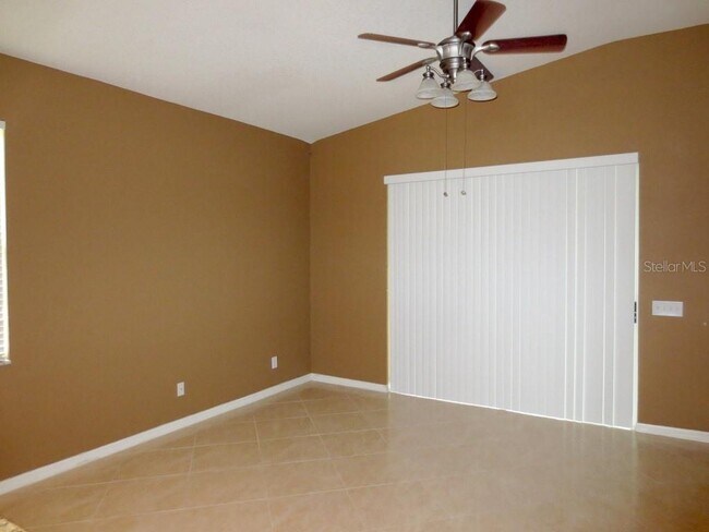 Building Photo - 11204 Avery Oaks Dr
