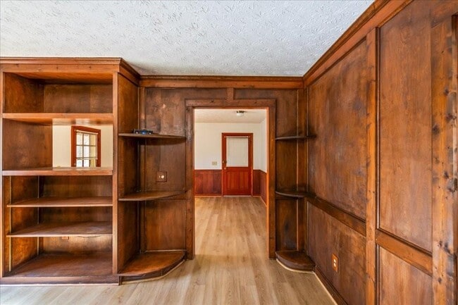 Building Photo - 4967 Macland Rd