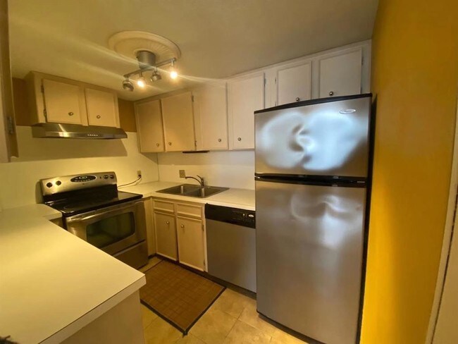 Building Photo - 7520 Hornwood Dr