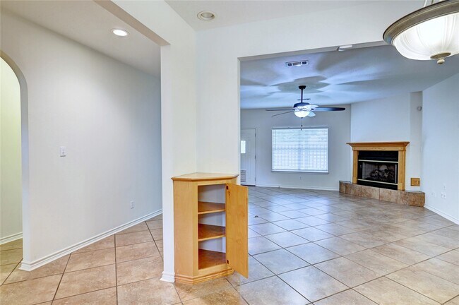 Building Photo - 12959 N Puffin Ln