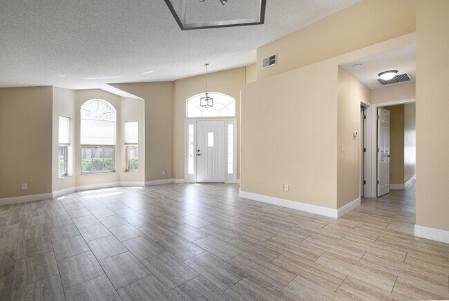 Building Photo - 12803 Maribou Cir