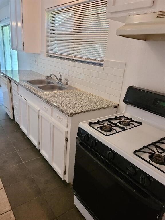 Primary Photo - 5203 Kelling St