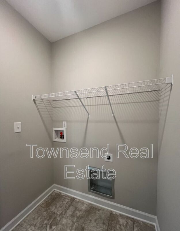 Building Photo - 2513 Owlands Ct
