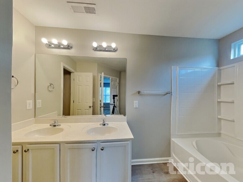 Building Photo - 4708 Byers Ridge Dr