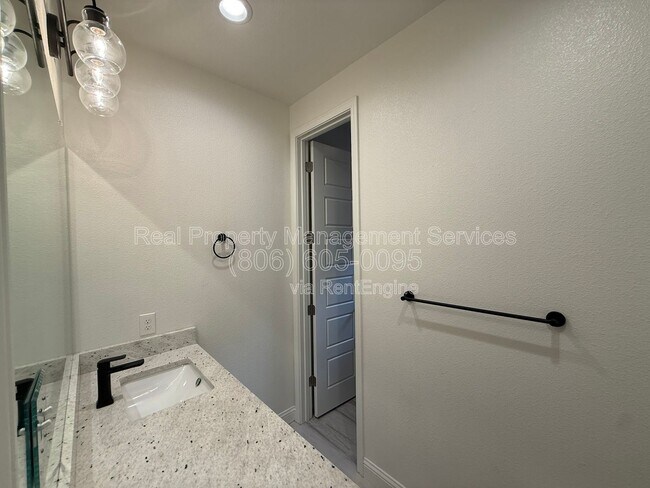 Building Photo - 7621 54th St