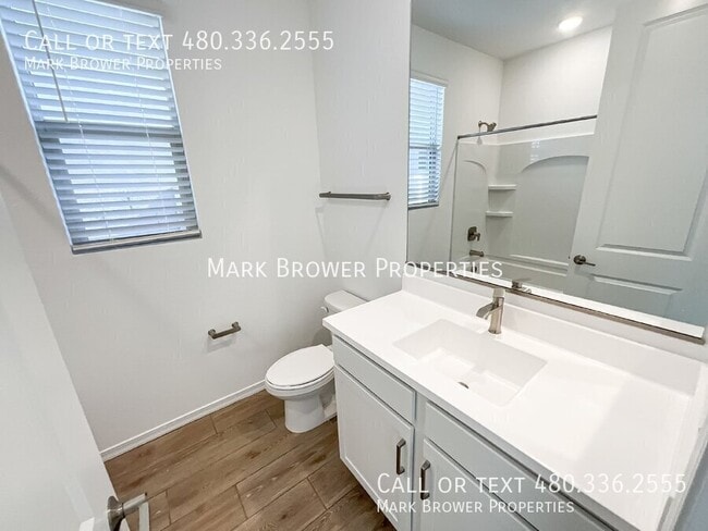 Building Photo - 34682 Ashwood Dr