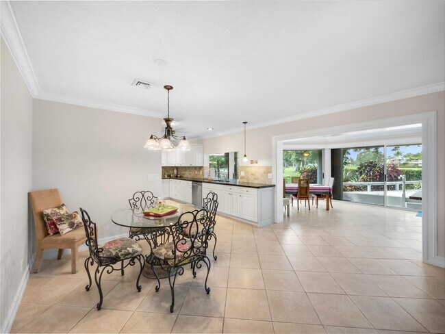 Building Photo - 133 Clubhouse Blvd