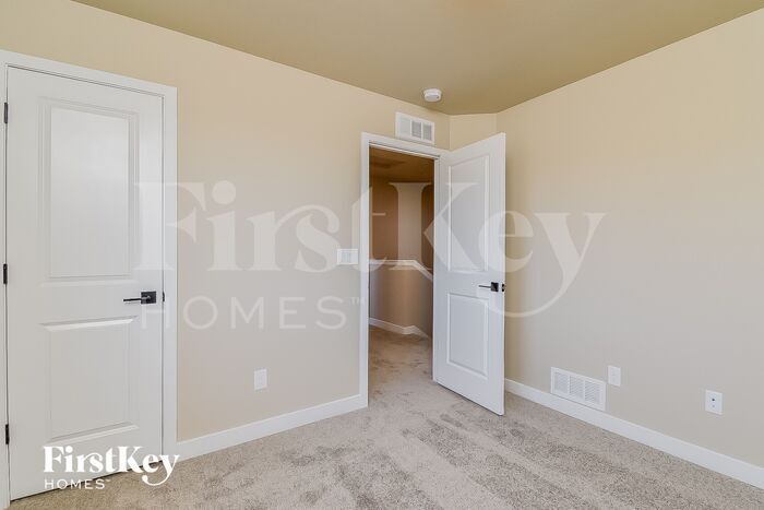Building Photo - 10487 Horton Dr