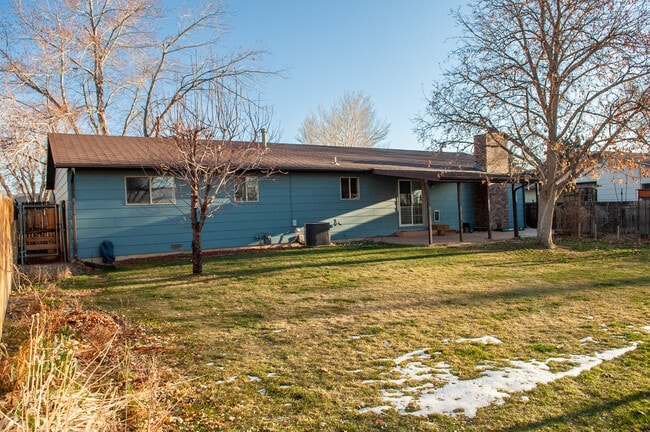 Building Photo - 1008 Beech Ave