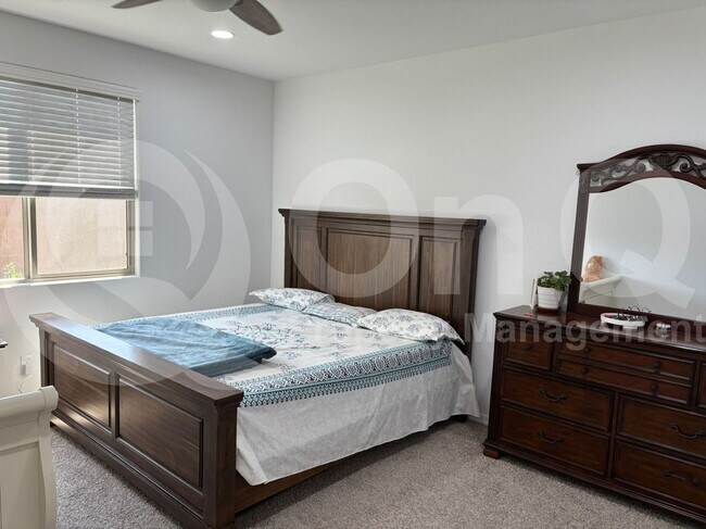 Building Photo - 25493 N 143rd Dr