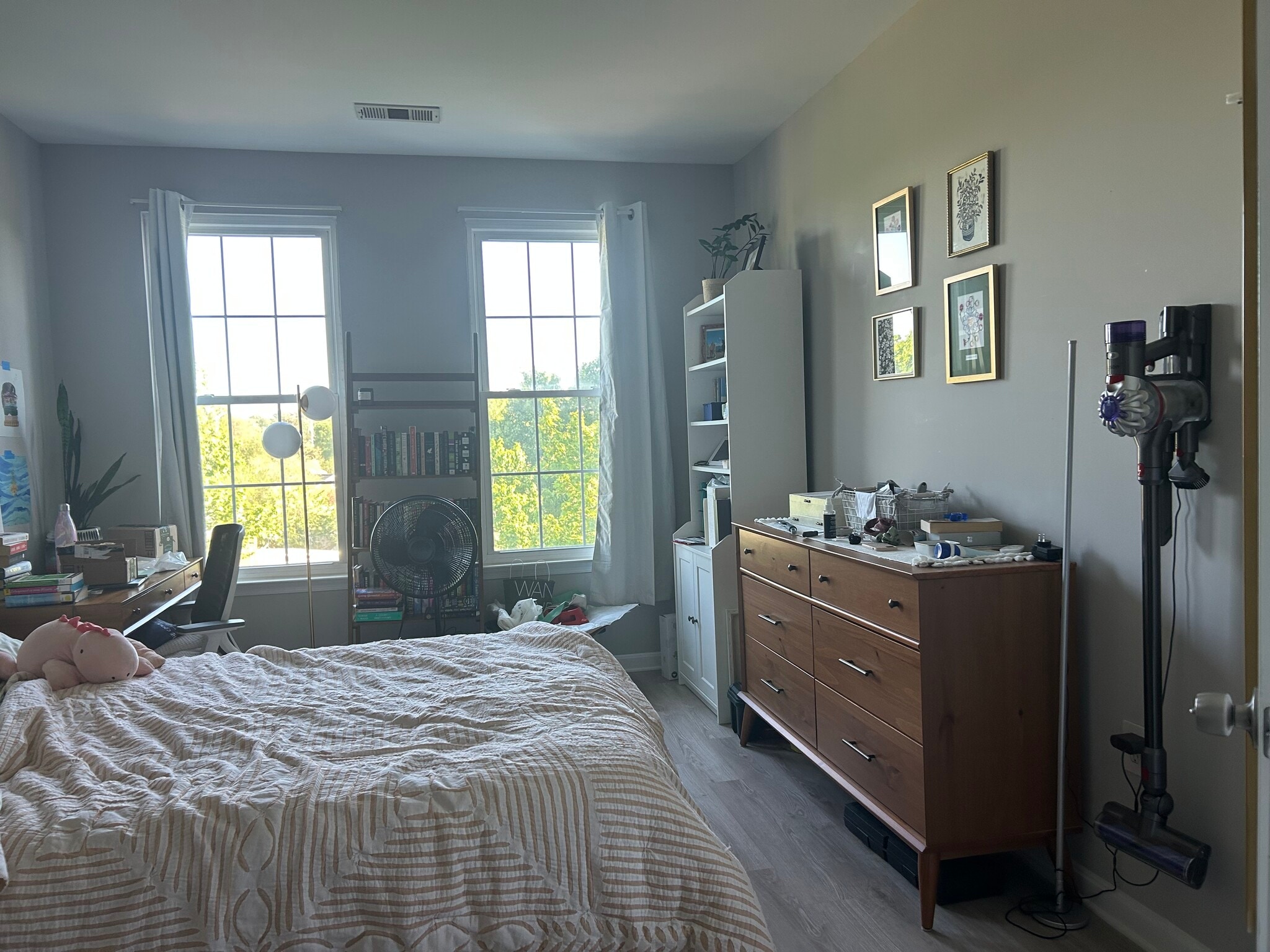 Building Photo - 2301 25th St S