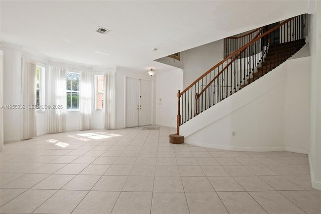 Building Photo - 16301 SW 49th Ct