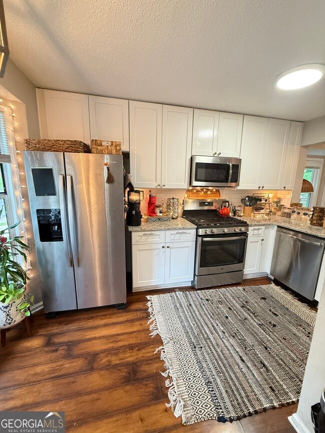 Building Photo - 5045 Laurel Springs Way SE