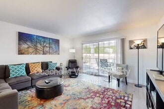 Building Photo - 505 S Farrell Dr