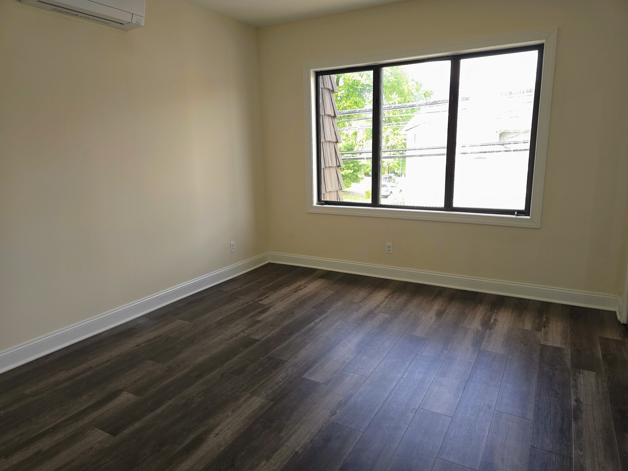 Building Photo - 684 Passaic Ave