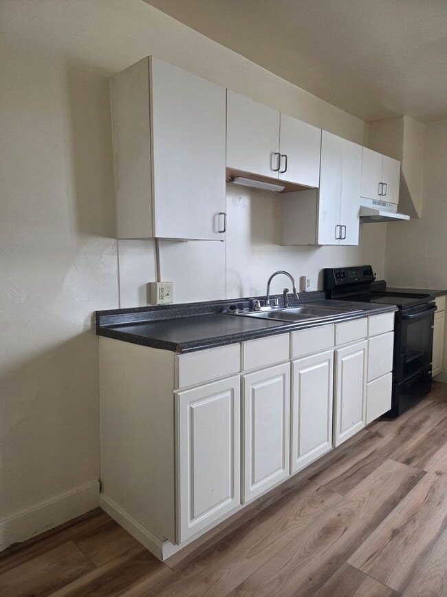 Building Photo - 320 Atlantic Ave