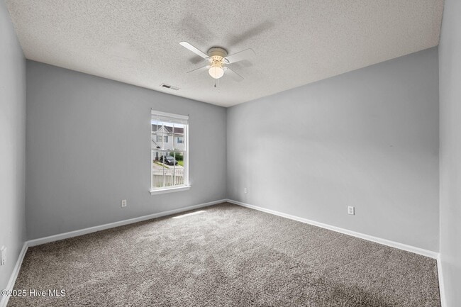 Building Photo - 1087 W Pueblo Dr